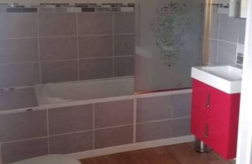 Nanteuil-en-Vallee Maison | Maison de caractère avec piscine