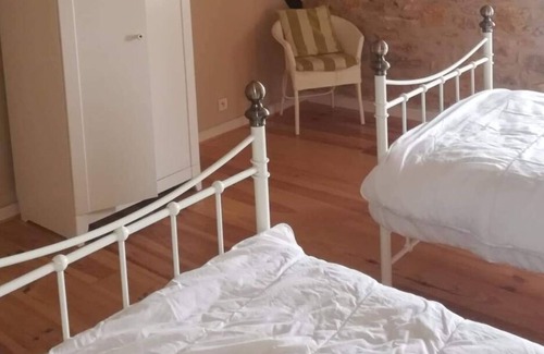 Nanteuil-en-Vallee Maison | Maison de caractère avec piscine