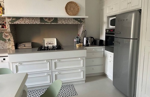 Saint-Hippolyte Maison | Maison de caractère dans centre village