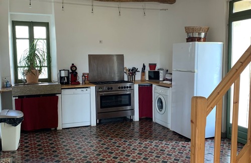 Barjac Maison | Maison de caractère,Mas du 17è,calme,piscine privée 9x4,5m,climatisé,proche Uzes
