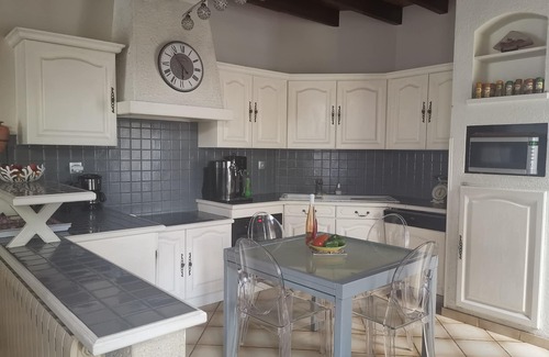Eauze Maison | Maison tout confort, piscine privative.