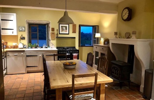 Saint-Ythaire Maison | Characterful 3-Bed House in Saint-Ythaire