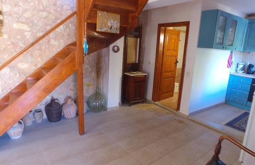 Loutra Maison | Maison de vacances typique de l'île avec piscine, jardin, wifi | Rethimno, Crète