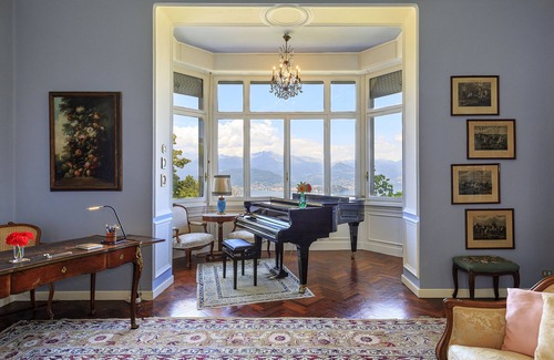 Stresa Villa | Villa classique de caractère avec piscine et vue lac! - Villa La Brisina