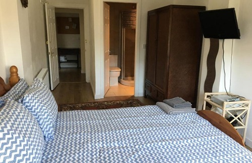 Largs Maison | Charles's Street