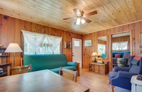 Charlevoix Maison | Charlevoix Cabin with Patio and Grill - Steps to Lake!