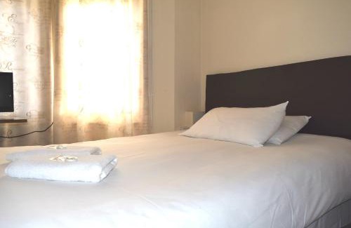 St. George's Hôtel | Charlie Hotel