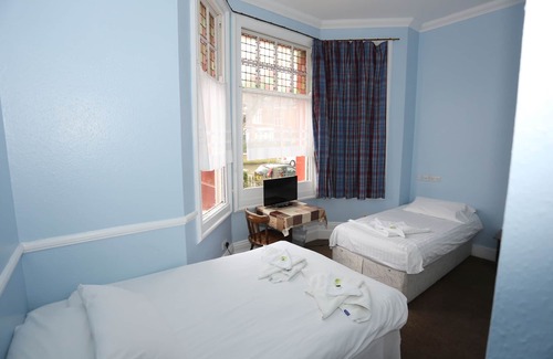 St. George's Hôtel | Charlie Hotel