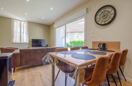 Neuville-sur-Vanne Maison | Charlie's Home - NEUVILLE SUR VANNE