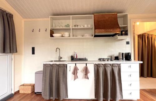 Geel Chalet De Ski | Charlies Chalet