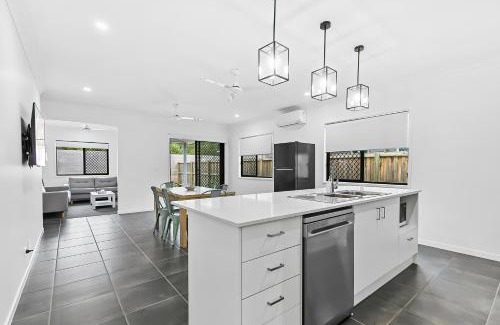 Caboolture Maison | Charlotte's Place