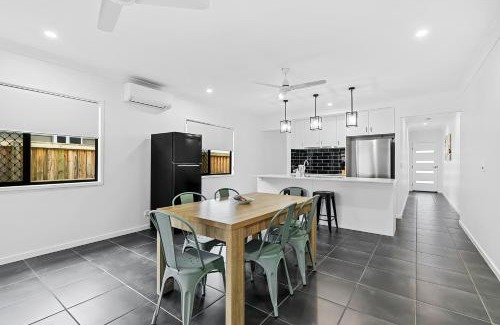 Caboolture Maison | Charlotte's Place