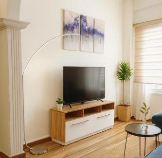 Sodeco Appartement | Charm Vintage Achrafieh Apt with Garden Pizza Oven BBQ Hottub