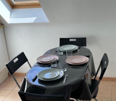 Creil Appartement | Charmant 2 pièces à la Gare de CREIL
