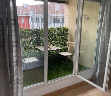 Creil Appartement | Charmant 2 pièces à la Gare de CREIL