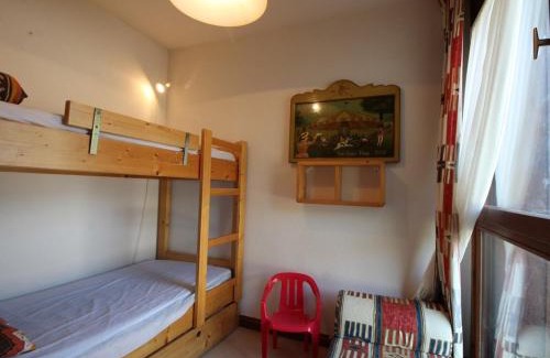 Les Carroz-d'Araches Appartement | Charmant 2P avec balcon, 5 couchages, pieds des pistes, proche télécabine et centre village - FR-1-572-171
