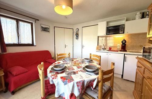 Praz-sur-Arly Appartement | Charmant 2P Cabine à Praz-sur-Arly - Ski, Balcon, Parking, 4 Pers - FR-1-603-39