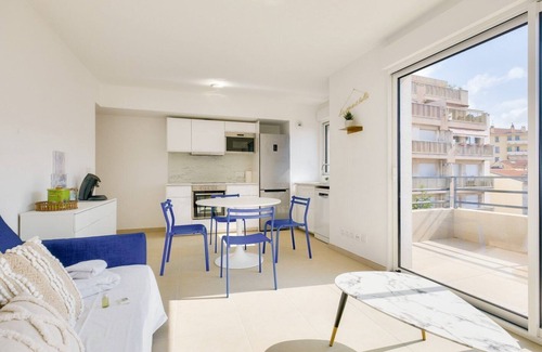 Le Piol Appartement | Appartement pour 4 avec Terrace et Parking privé au coeur de Nice