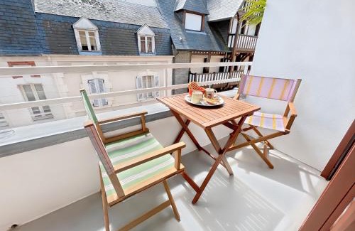 Deauville City Centre Appartement | Charmant Appartement au Cœur de Deauville avec Balcon et plage à 10 min à Pied