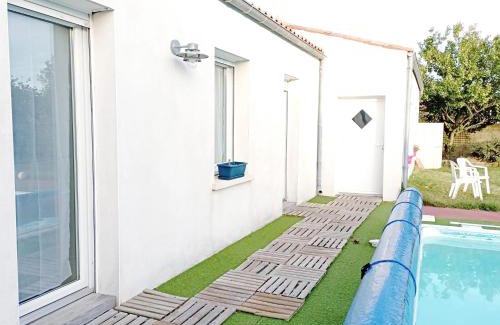 La Jarrie Appartement | Charmant appartement avec jardin et piscine à La Jarrie