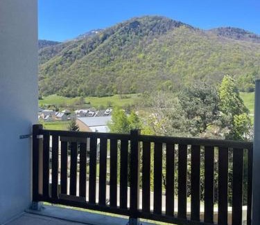 Arreau Appartement | Charmant appartement avec terrasse