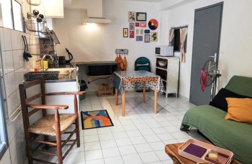 Gigean Appartement | Charmant appartement en centre-ville médiéval
