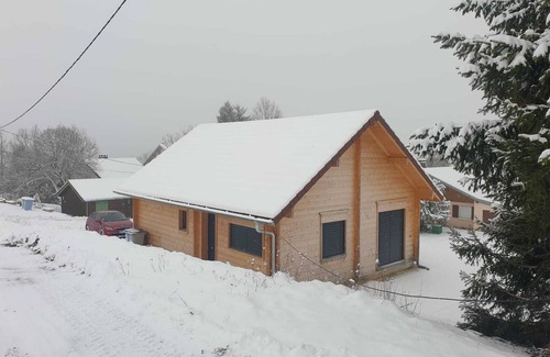 Bonlieu Chalet De Ski | Le chalet de Caroline Charmant chalet , aux pieds des cascades du Hérisson