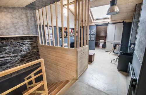 Seix Appartement | Charmant duplex sous le château au coeur de Seix