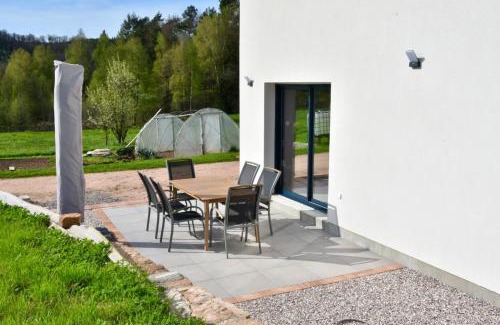 Lepanges-sur-Vologne Appartement | Charmant gîte, au calme, avec vue imprenable sur la nature environnante