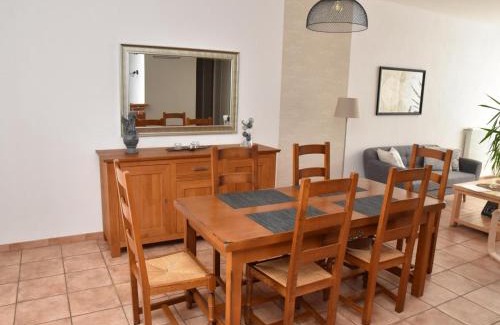 Cressanges Maison | Charmant Gîte avec Piscine, Jardin et Jeux Enfants près de St Pourçain/Sioule - FR-1-489-57