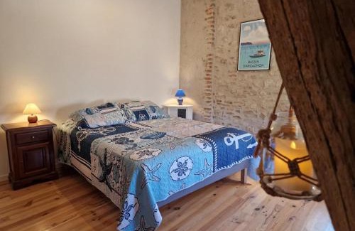 Charroux Maison | Charmant Gîte en Pierre à Charroux avec Terrasse - FR-1-489-567