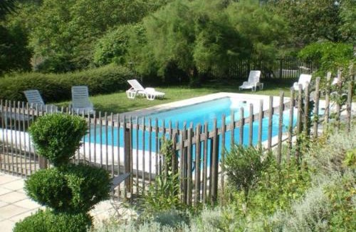 Cravant-les-Coteaux Maison | Charmant gîte avec piscine privée, terrasse et WiFi près de Chinon - FR-1-381-60
