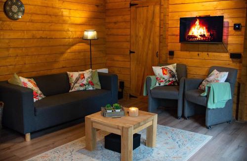 Krachtighuizen Autre | Charmant, gezellig en knus 5p chalet op Veluwe naast Sauna Drome