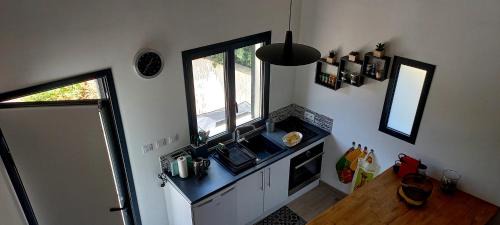 Salinelles Appartement | Charmant logement avec terrasse