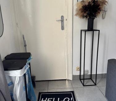 Mellet Appartement | Charmant studio à 5 min de la Gare du Midi, 1-2 pe