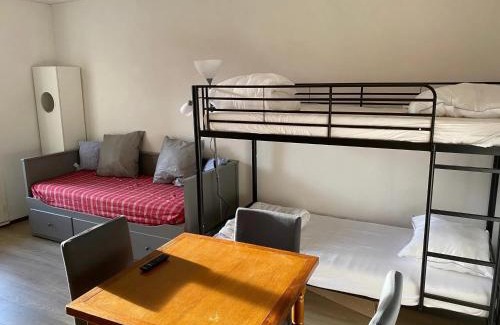 Laguiole Appartement | Charmant studio à Laguiole avec vue montagne 27 m²