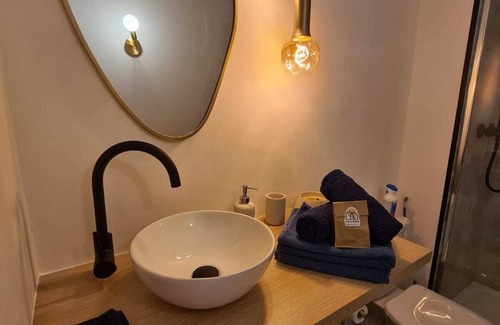 Les Chutes Lavie Maison | Charmant studio avec balcon