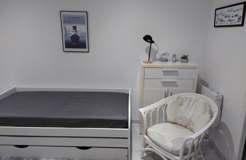 Saint-Charles du Port Appartement | charmant studio canapé lit Netflix prime vidéo wifi