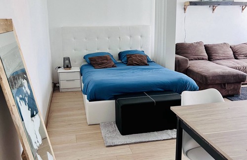 Meaux Appartement | Charmant studio : Proche Paris et Disneyland !