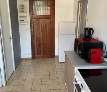 Saint-Pierre-le-Moutier Appartement | Charmant T2 au 1er dans résidence avec parc arboré