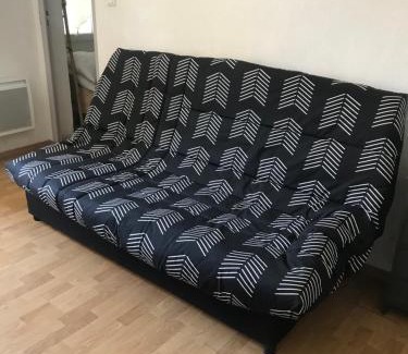 Corte Appartement | Charmant T1 plein centre Corte au 13 cours paoli wifi gratuit calme lumineux