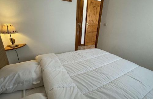 Praz-sur-Arly Appartement | Charmant T2 cabine avec parking à Praz-sur-Arly - 4 pers - FR-1-603-49