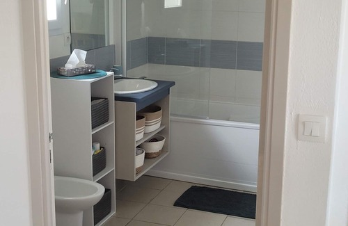 Poggio-Mezzana Appartement | Charmant T2 les pieds dans l'eau