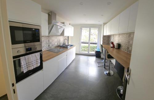 Saint-Fons Appartement | Charmant T3 Lumineux Confort
