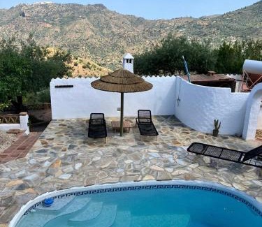 Colmenar Maison | Charmante casita met veranda en privé zwembad op een kleinschalige Finca