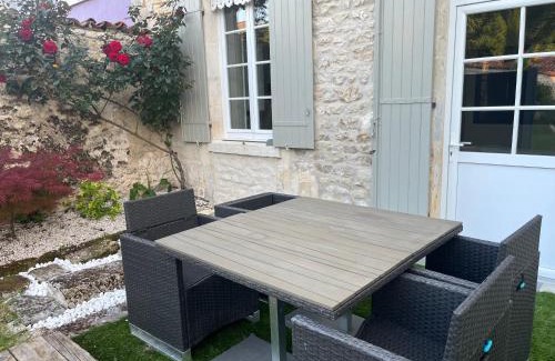Saint-Jean-d'Angely Maison | Charmante charentaise