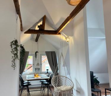 Lage Appartement | Charmante Dachgeschosswohnung in Lage