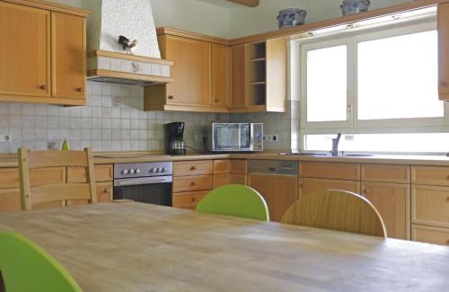 Bad Wildungen Appartement | Charmante Ferienwohnung mit Garten in Hüddingen