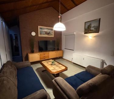 Meyenfeld Maison | Charmante Ferienwohnung in Garbsen Stilvoll Geräumig