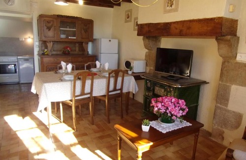 Vieure Maison | Charmante fermette au vert près de la forêt de Tronçais, 2 chambres, animaux acceptés, linge inclus - FR-1-489-311